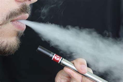 The Vaping Crisis Is Real, But the Government Reaction to It Bizarrely ...