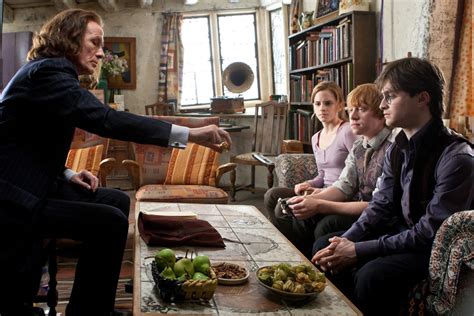 New ‘Deathly Hallows’ photos, first look at Bill Nighy as Scrimgeour ...