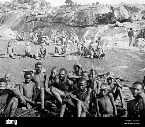 Shona people zimbabwe Black and White Stock Photos & Images - Alamy