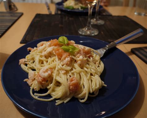 Designer Dishes: Creamy smoked salmon and prawn pasta