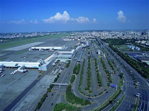 画像1枚目： 高雄国際空港（KHH）完全ガイド！市内へのアクセスと空港での過ごし方まとめ！｜ TapTrip