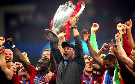 Jurgen Klopp: Manchester City are clear favourites for Premier League