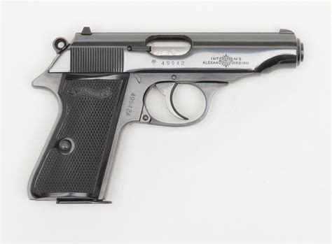 Walther Model PP DA pistol, made in West Germany for Interarms, 9mm kurz cal., 4” barrel, blue fin