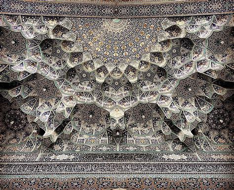 The Hypnotizing Beauty Of Iranian Mosque Ceilings | Bored Panda