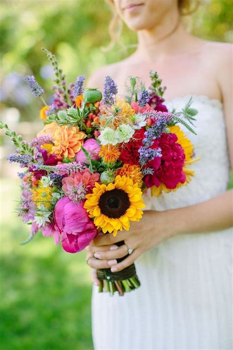 Summer wildflower bouquet for wedding 89 | Sunflower wedding bouquet ...