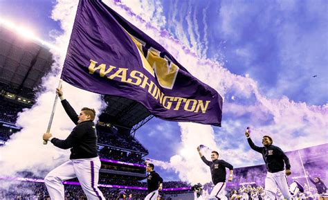 2021 Husky Football Season Ticket Central