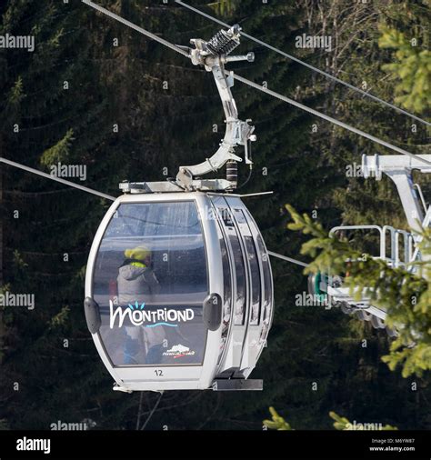 Gondola car hi-res stock photography and images - Alamy