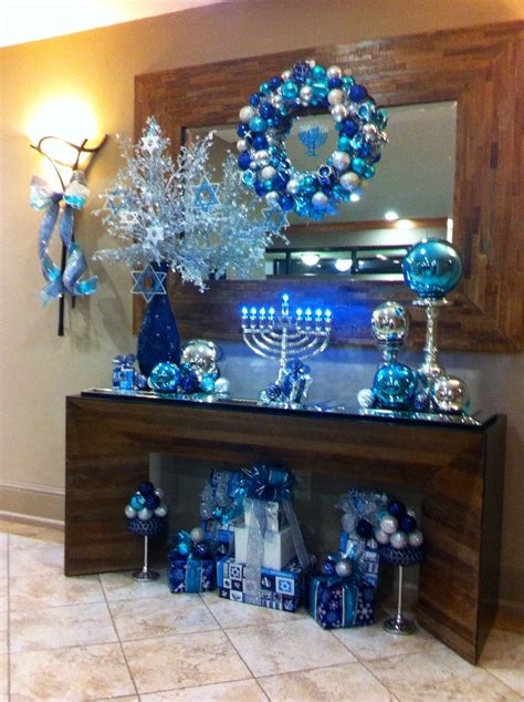 Gorgeous Hanukkah Decorations Ideas - Onechitecture