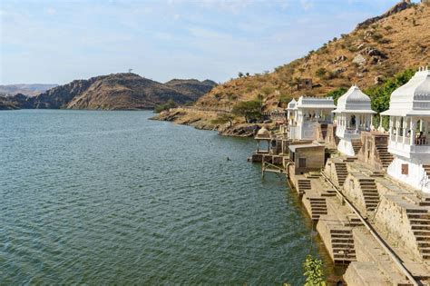 A Guide To Badi Lake Udaipur And Nearby Attractions To Visit