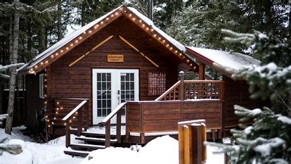 Lake Louise | Cabins with Hot Tubs | Alberta Glamping