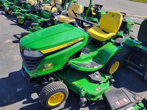 Item Gone: FS NEW JOHN DEERE X390 RIDING LAWNMOWER | The Outdoors Trader