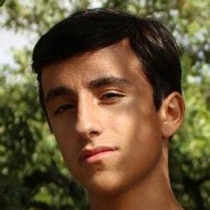 Daniel Pinto - Age, Family, Bio | Famous Birthdays