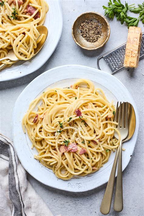 Spaghetti Carbonara Recipe - Two Peas & Their Pod