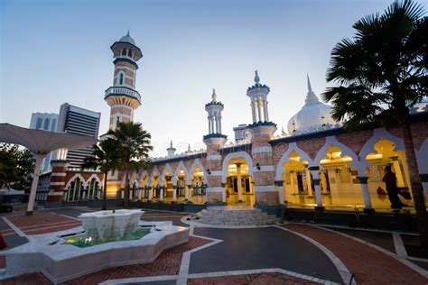 Masjid Negara Mosque Kuala Lumpur Stock Image - Image of famous, mausoleum: 122685967