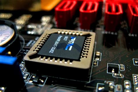 Follow This Little Guide to Update the BIOS for Your Motherboard | OutTechUs