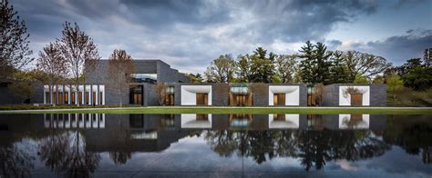 Lakewood Cemetery Garden Mausoleum / HGA Architects and Engineers ...