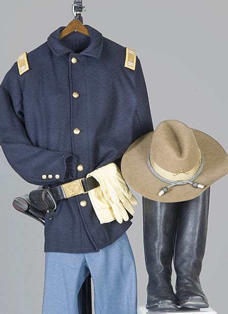 Ken Freeman's Uniform from 9th Cavalry Buffalo Soldiers - Ken Freeman