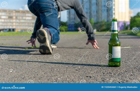 Beer Run Stock Images - Download 288 Royalty Free Photos