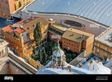 In vatican audience hall hi-res stock photography and images - Alamy