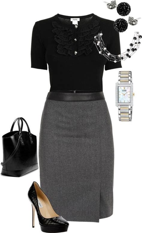 Funeral Outfits for Women -17 Ideas What to Wear to Funeral