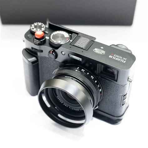 Fujifilm X100V Black Noir, Photography, Cameras on Carousell