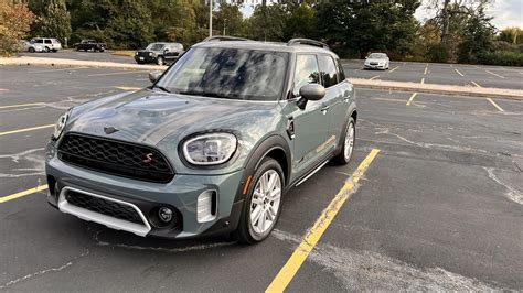 Picked up my 2023 Countryman : r/MINI