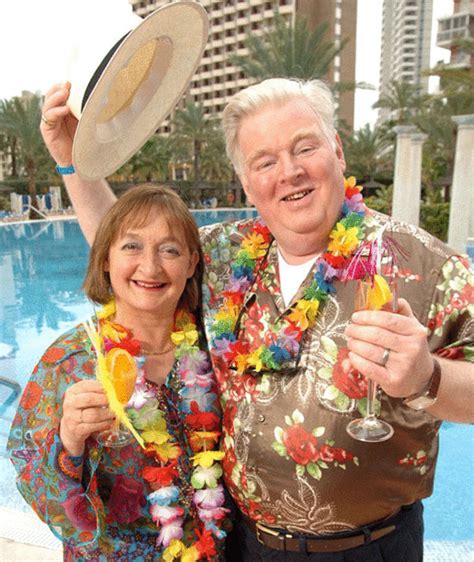 Benidorm star Kenny Ireland dies aged 68 | Celebrity News | Showbiz & TV | Express.co.uk