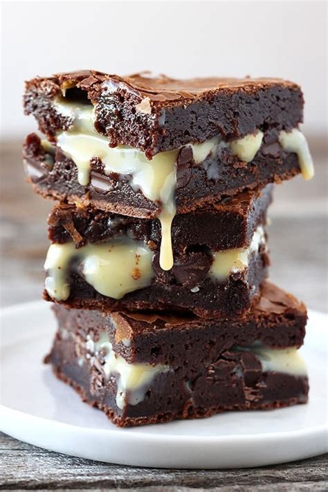 Ultimate Gooey Brownies - Handle the Heat