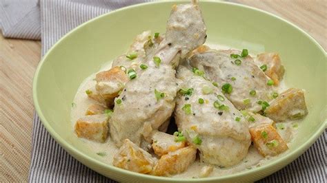 Ginataang Manok at Kalabasa – Yummy.ph