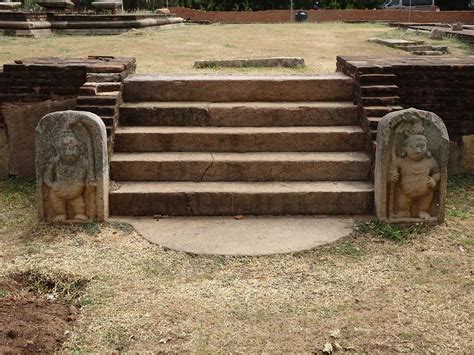 Anuradhapura - Ruins; Guard Stones (3) | Anuradhapura | Pictures | Sri Lanka in Global-Geography