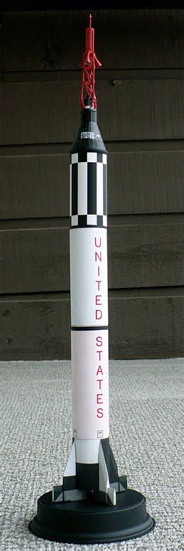 Models & Kits 1/72 Scale Executive Series Models Mercury Redstone Rocket Model Kit Spacecraft C ...