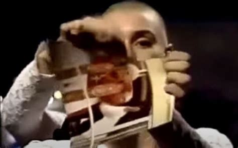 Sinéad O'Connor rips up picture of the Pope on SNL - Oct 3, 1992