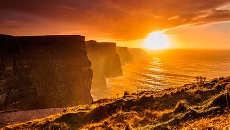 Sunset at the Cliffs of Moher - Balally House B&B