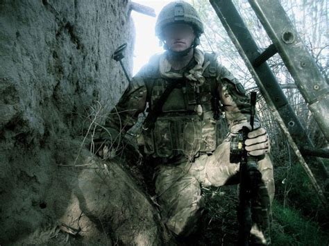 Medical Gear Carried On Combat Patrols - Business Insider