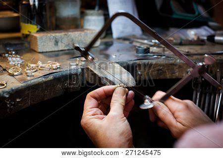 Jeweler Saws Small Saw Image & Photo (Free Trial) | Bigstock