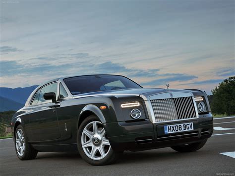 Rolls-Royce Phantom Coupe (2009)