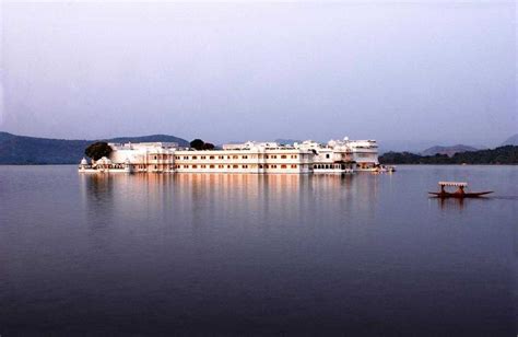 28 Hotels On Lake Pichola (2023) | Updated Deals, Latest Reviews, Photos