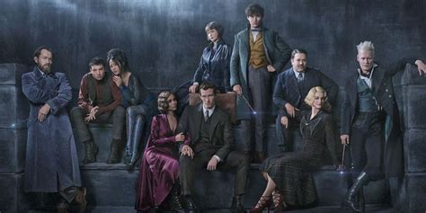 Jude Law in New Fantastic Beasts Cast Image - The Crimes of Grindelwald ...