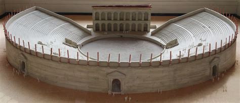 Paris Historic Walks: Arènes de Lutèce (Ancient Amphitheatre of Paris)