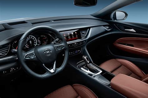 Opel Insignia 2014 Interior