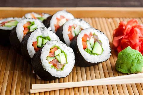 Vegetable Sushi Roll: Calories & Nutrition Facts (Chart)