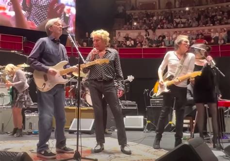 Eric Clapton, Rod Stewart, Ronnie Wood, Johnny Depp, More Play Royal Albert Hall - showbizztoday