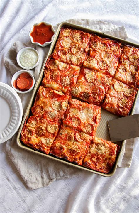 Sheet Pan Pizza Recipe - Sweetphi