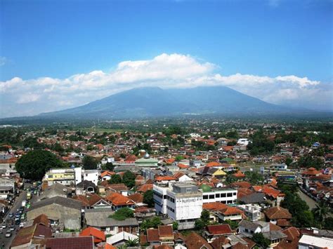 Bogor - Wikipedia, the free encyclopedia | Bogor, Places to visit, Places