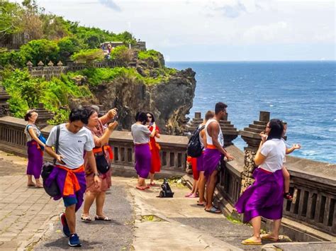 Discover the Magic of Uluwatu Temple: 7 Essential Tips for an ...