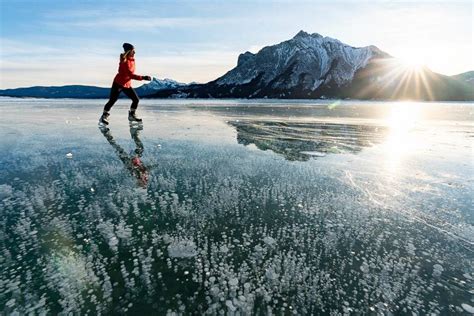 A Guide to Visiting the Abraham Lake Bubbles - Hike Bike Travel