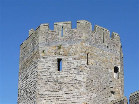 Battlement - Ancient and medieval architecture