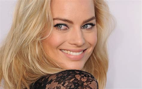 Margot Robbie plastic surgery | Celebrity plastic surgery online