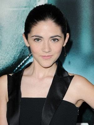 Isabelle Fuhrman on Playing Clove in The Hunger Games, Dressing for the Red Carpet, and Pulling ...