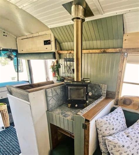 7 Best RV Wood Stoves for Cozy Adventures